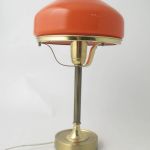 564 6137 Bordslampa